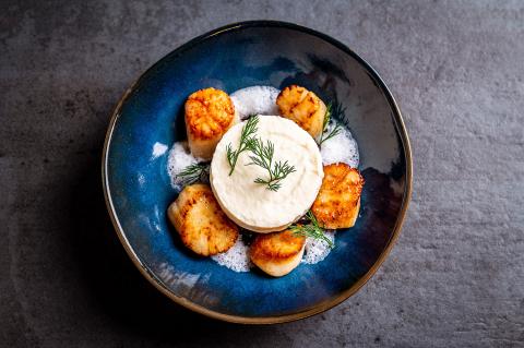 Recette de poêlée de coquilles Saint-Jacques aux cèpes