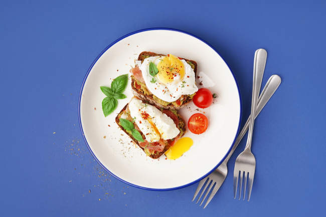 Tartine à l’avocat avec son œuf parfait