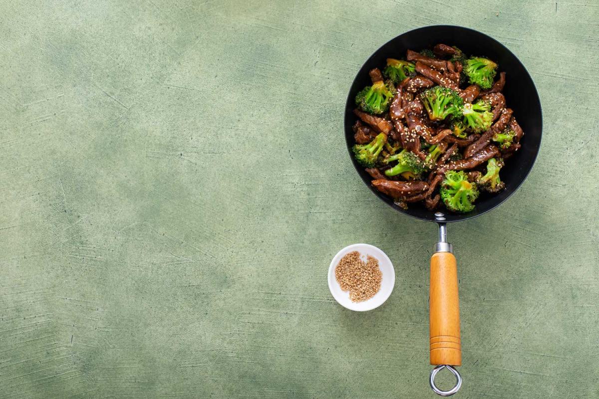 Filet de bœuf aux brocolis et au sésame